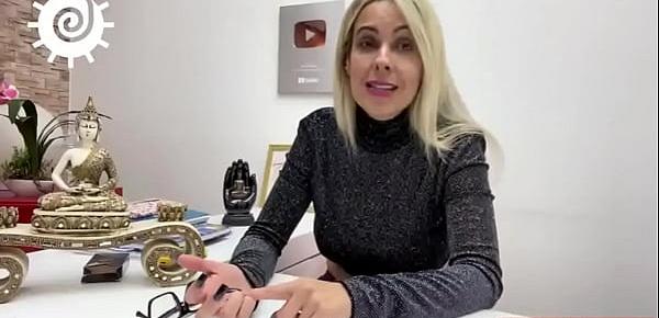  Vou te dar 4 dicas pra você não gozar rápido com a gata. Instagram @joycinha novo